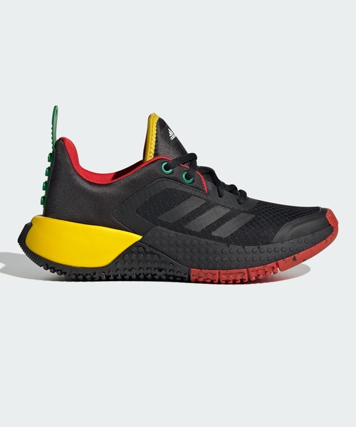 adidas（アディダス）の「adidas スポーツ DNA × LEGO / adidas Sport DNA × LEGO / アディダス（スニーカー・キッズ・ブラック×レッド/イエロー系その他・25.0cm/22.0cm/22.5cm/23.0cm/23.5cm/24.0cm/24.5cm/17.0cm/18cm/19.0cm/20.0cm/21.0cm）」の4枚目の写真