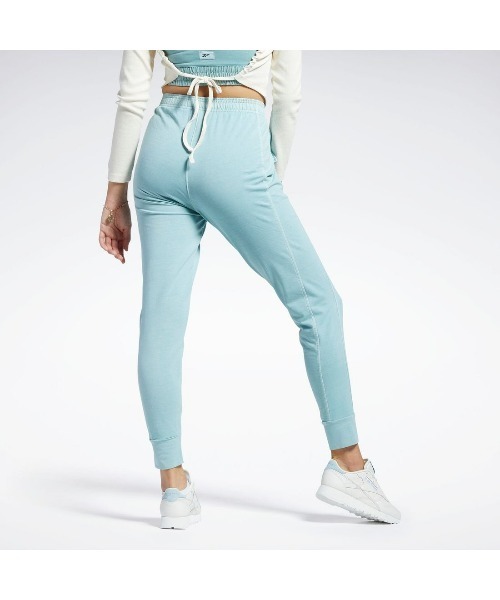Reebok(リーボック)の「フィッティドパンツ / CL ND FITTED PANT(スウェットパンツ・レディース・グレー/アッシュグレー・J/L/J/M/J/S/J/O/X-LARGE/MEDIUM/SMALL/LARGE)」の7枚目の写真