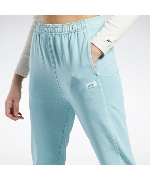 Reebok(リーボック)の「フィッティドパンツ / CL ND FITTED PANT(スウェットパンツ・レディース・グレー/アッシュグレー・J/L/J/M/J/S/J/O/X-LARGE/MEDIUM/SMALL/LARGE)」の5枚目の写真
