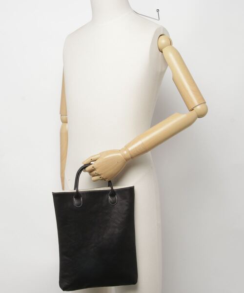 TASINAMI（タシナミ）の「TASINAMI × PR01. / PORTRAIT TOTE BAG -サスティナブルトートバッグ - (TA-PR-02)（トートバッグ・レディース・ホワイト/ブラック/ダークブラウン/ブラウン/グレー/キャメル/レッド/ピンク/イエロー/オレンジ/グリーン・FREE）」の14枚目の写真