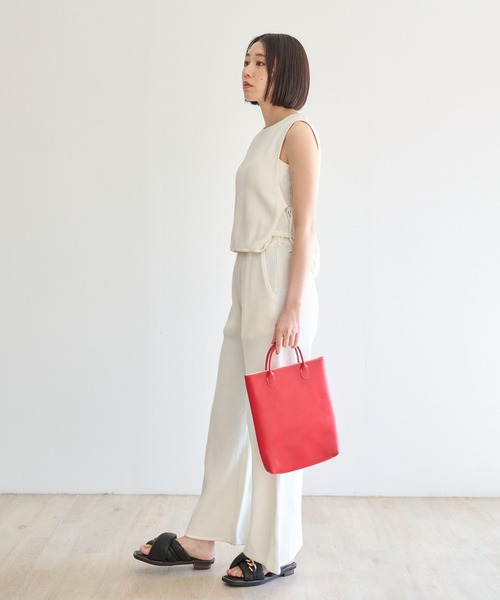 TASINAMI（タシナミ）の「TASINAMI × PR01. / PORTRAIT TOTE BAG -サスティナブルトートバッグ - (TA-PR-02)（トートバッグ・レディース・ホワイト/ブラック/ダークブラウン/ブラウン/グレー/キャメル/レッド/ピンク/イエロー/オレンジ/グリーン・FREE）」の15枚目の写真