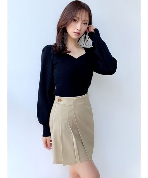 RESEXXY（リゼクシー）の「ハートネックニットトップス（ニット/セーター・レディース・ブラック/ベージュ/ブルー・FREE）」の5枚目の写真