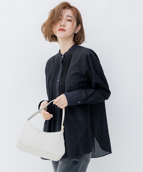 23区（ニジュウサンク）の「【洗える】コットンシルクローン バンドカラー ブラウス（シャツ/ブラウス・レディース・ベージュ系/スカイブルー系/ブラック系/ブルー系・48/46/44）」の2枚目の写真