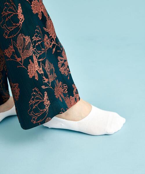 URBAN RESEARCH（アーバンリサーチ）の「『UR TECH』カバーソックス（ソックス/靴下・レディース・ブラック/チャコールグレー/ホワイト・22/24）」の4枚目の写真