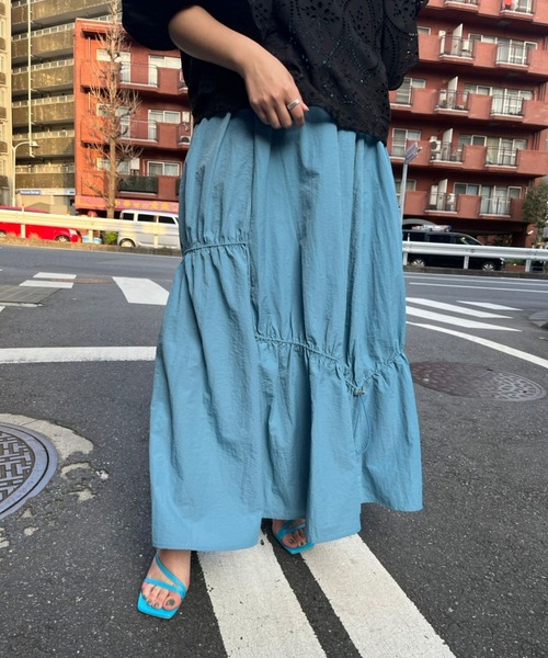 ＪＵＧＬＡＮＳ（ユグランス）の「☆ ワッシャータフタドロストスカート　31010H134（スカート・レディース・ブルー/アイボリー/ブラック・FREE）」の9枚目の写真