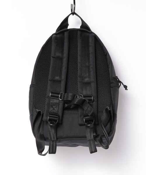 NEW ERA（ニューエラ）の「NEW ERA/ニューエラ キッズ デイパック B.P CHILD LIGHT PACK 13518004（バックパック/リュック・キッズ・ブラック・ONE SIZE）」の3枚目の写真