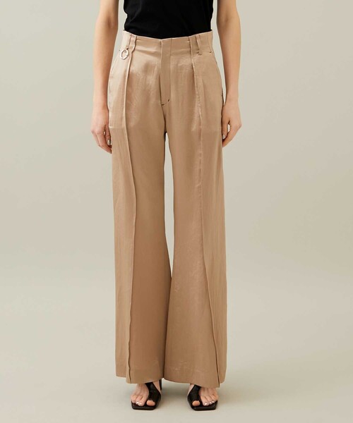 YOHEI OHNO（ヨウヘイオオノ）の「【YOHEI OHNO/ヨウヘイオオノ】アワーベーシックフレアトラウザー（スラックス・レディース・ベージュ/ネイビー・36/38）」の9枚目の写真