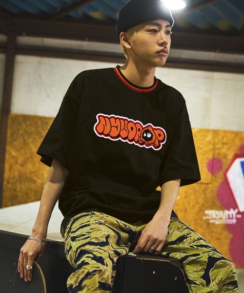 NYUDROP】GRAFFITI LOGO LINERIB S/S TEE / グラフィックロゴ