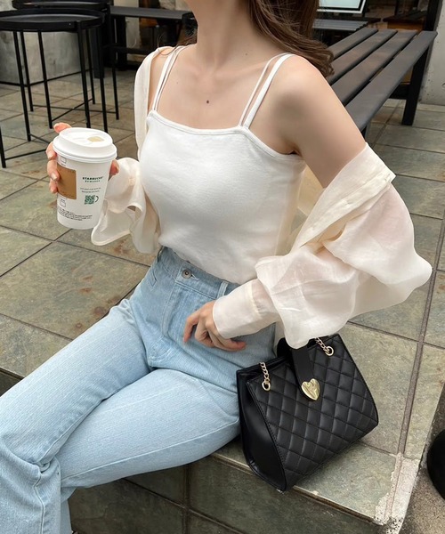 one after another NICE CLAUP（ワンアフターアナザーナイスクラップ）の「カップ付き/肩ひも2way/シンプルブラトップ（キャミソール・レディース・ブラック/オフホワイト/ピンク・FREE）」の4枚目の写真