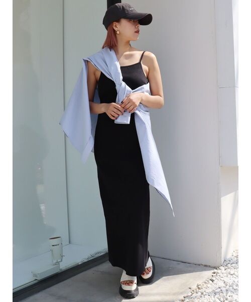 EVRIS(エヴリス)の「リブキャミソールロングワンピース(ワンピース・レディース・グレー/ブラック/ブルー・FREE)」の14枚目の写真