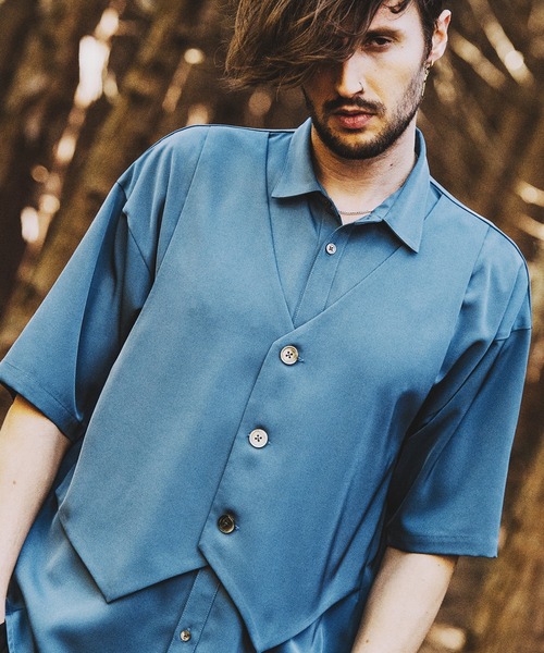 NO ID.（ノーアイディ）の「【NO ID.】Vest Layered Big Shirt / ベスト レイヤード ビッグ シャツ（シャツ/ブラウス・メンズ・ブラック/ホワイト/サックスブルー・ONE SIZE）」の3枚目の写真