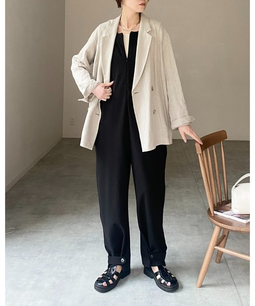 She's Closet(シーズクローゼット)の「前後2wayVネックノースリーブ裾ボタン2WAYジップアップオールインワンサロペット(つなぎ/オールインワン・レディース・ブラック/アイボリー/カーキ/ブラウン/アッシュグレー・FREE)」の14枚目の写真