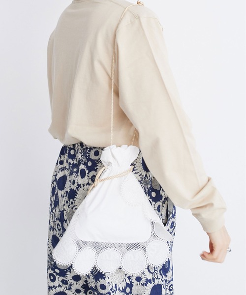 I am I in fact...(アイアムアイインファクト)の「●キキレース 巾着ショルダーバッグ(ハンドバッグ・レディース・ホワイト/ブラック/ピンク・FREE)」の13枚目の写真