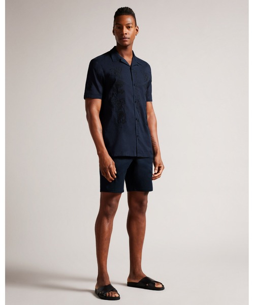 Ted Baker(テッドベーカー)の「RANNEY フラワー刺繍 半袖 コットンシャツ(シャツ/ブラウス・メンズ・ネイビー・2/3/4/5)」の7枚目の写真