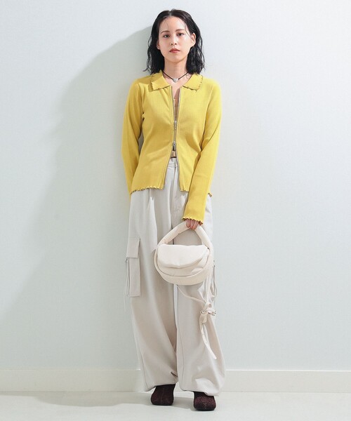 Ray BEAMS(レイビームス)の「Ray BEAMS / Puffer BAG(ハンドバッグ・レディース・オフホワイト/ブラック・ONE SIZE)」の3枚目の写真