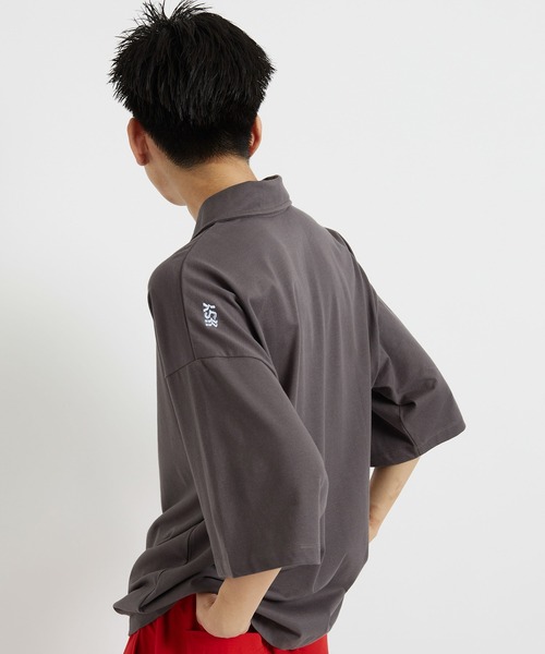 iisy(イージー)の「iisy / 襟付きハーフジッププルオーバー(Tシャツ/カットソー・メンズ・ホワイト/ブラック/チャコールグレー・M/S/L)」の10枚目の写真