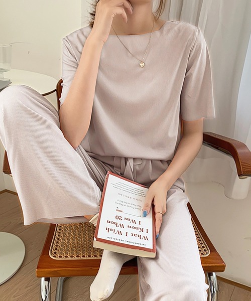 Girly Doll(ガーリードール)の「セットアップ Tシャツ&イージーパンツ 2点セット(ルームウェア/パジャマ・レディース・グリーン/ブルー/ピンク/グレー/ベージュ/ブラック・FREE)」の3枚目の写真