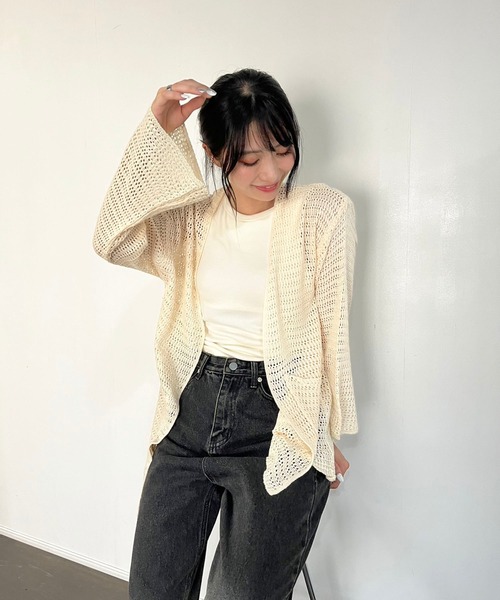 Jewelobe（ジュエローブ）の「フレアスリーブ透かし編みミディカーディガン（カーディガン/ボレロ・レディース・ブラウン/ベージュ/モカ・FREE）」の6枚目の写真