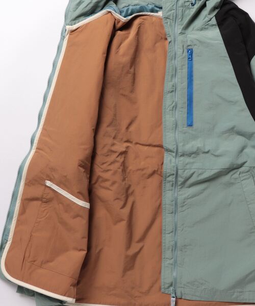 チチカカ（チチカカ）の「3WAYマウンテンパーカージャケット（マウンテンパーカー・レディース・ブラック/オレンジ/ブルー・LARGE/MEDIUM）」の5枚目の写真