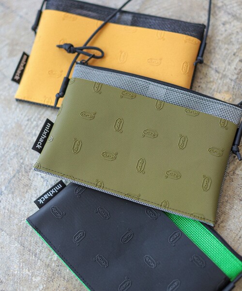 B:MING by BEAMS(ビーミングバイビームス)の「【予約】mixhack × B:MING by BEAMS / 別注 ビブラム メッシュ サコッシュ(ボディバッグ/ウエストポーチ・レディース・ブラック/オリーブ/イエロー・ONE SIZE)」の7枚目の写真