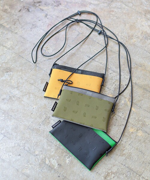 B:MING by BEAMS(ビーミングバイビームス)の「【予約】mixhack × B:MING by BEAMS / 別注 ビブラム メッシュ サコッシュ(ボディバッグ/ウエストポーチ・レディース・ブラック/オリーブ/イエロー・ONE SIZE)」の14枚目の写真