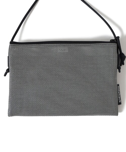 B:MING by BEAMS(ビーミングバイビームス)の「【予約】mixhack × B:MING by BEAMS / 別注 ビブラム メッシュ サコッシュ(ボディバッグ/ウエストポーチ・レディース・ブラック/オリーブ/イエロー・ONE SIZE)」の18枚目の写真