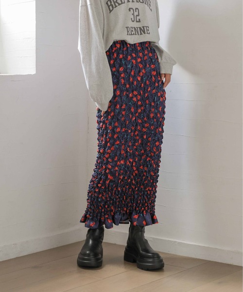 LOWRYS FARM（ローリーズファーム）の「スソフリルシャーリングスカート　969764（スカート・レディース・ブラック/ネイビー・FREE）」の17枚目の写真