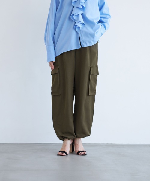 LEPSIM(レプシィム)の「【FOR I SERIES】デザインカーゴパンツ 966479(カーゴパンツ・レディース・ネイビー/カーキ・SMALL/MEDIUM)」の5枚目の写真