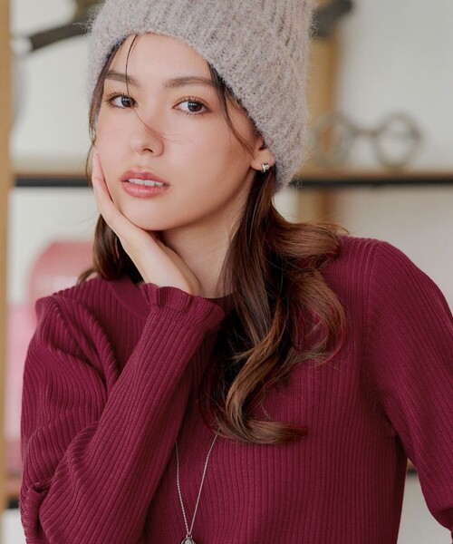 Tiaclasse(ティアクラッセ)の「【選べる2type】フリルニットトップス(ニット/セーター・レディース・ブルー/オフホワイト/チャコールグレー/モカ/ブラック/レッド/ピンク/ピンク系/ブラック系/ブルー系/ホワイト系/レッド系/グレー系・XXL/XL)」の17枚目の写真