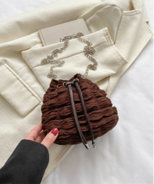 Burner(バーナー)の「【OKUOKU Recommend Select】ぽこぽこ 巾着ショルダーバッグ oku-bag-723850672239-15 U(ショルダーバッグ・レディース・ブラック/ピンク/グリーン/ホワイト/ブラウン・FREE)」の21枚目の写真