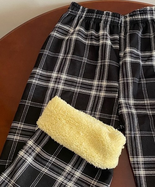 ad thie(アドティエ)の「チェック柄 裏起毛ストレートパンツ(その他パンツ・レディース・グリーン/ブラック/ライトブルー/ダークブラウン/ホワイト/イエロー・FREE)」の10枚目の写真