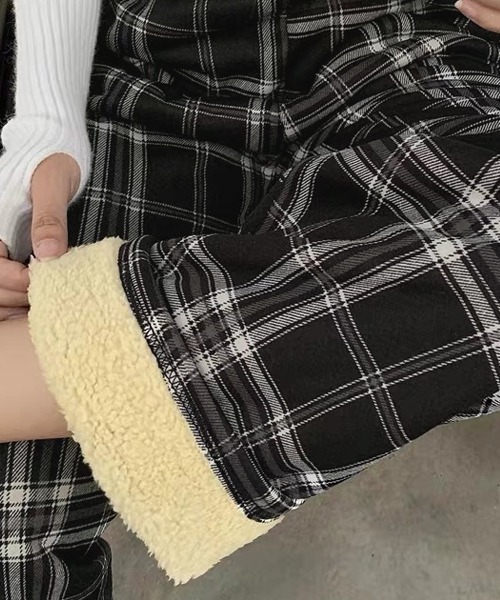 ad thie(アドティエ)の「チェック柄 裏起毛ストレートパンツ(その他パンツ・レディース・グリーン/ブラック/ライトブルー/ダークブラウン/ホワイト/イエロー・FREE)」の11枚目の写真