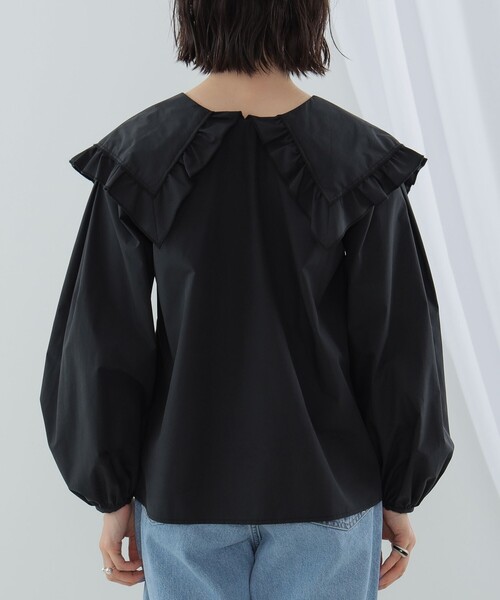 Ray BEAMS（レイビームス）の「Ray BEAMS / フリル ビッグスクエアカラー シャツ（シャツ/ブラウス・レディース・ホワイト/ブラック・ONE SIZE）」の7枚目の写真