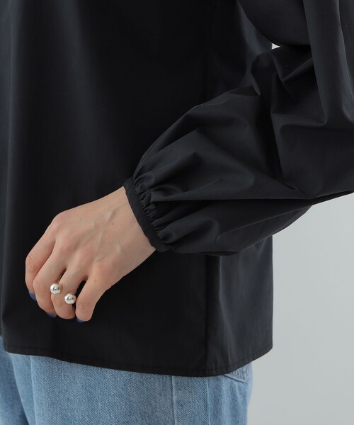 Ray BEAMS（レイビームス）の「Ray BEAMS / フリル ビッグスクエアカラー シャツ（シャツ/ブラウス・レディース・ホワイト/ブラック・ONE SIZE）」の21枚目の写真