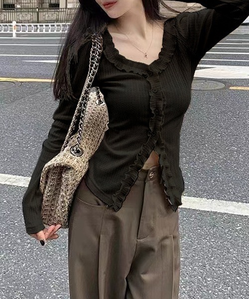 c.u.l(シーユーエル)の「2WAY フリルリブカットソー culw598(Tシャツ/カットソー・レディース・ブラック・L/M)」の2枚目の写真