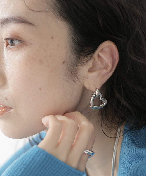 JOURNAL STANDARD(ジャーナルスタンダード)の「【PHILIPPE AUDIBERT】 EARRINGS SOLINE:ピアス(ピアス(両耳用)・レディース・シルバー・FREE)」の3枚目の写真