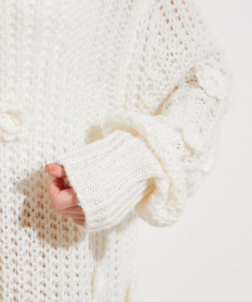 VIS(ビス)の「お花ぽんぽんシアーニット(ニット/セーター・レディース・ピンク系その他2/オフホワイト・FREE)」の9枚目の写真