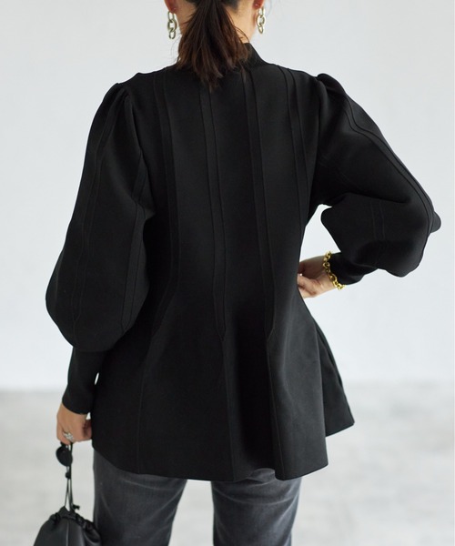 each（イーチ）の「パフスリーブペプラムニットプルオーバー（その他トップス・レディース・ブラック/アイボリー/グレー・FREE）」の4枚目の写真