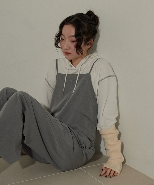 ECRIRE(エクリール)の「配色ステッチチュニックパーカー(パーカー・レディース・ブラック/オフホワイト/サックスブルー・M/L)」の4枚目の写真