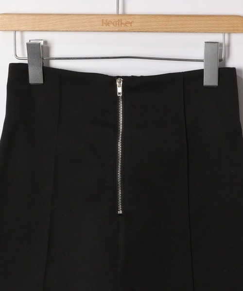 Heather レザーショートパンツ Heather（ヘザー）の「フロントジップショートパンツ 111627