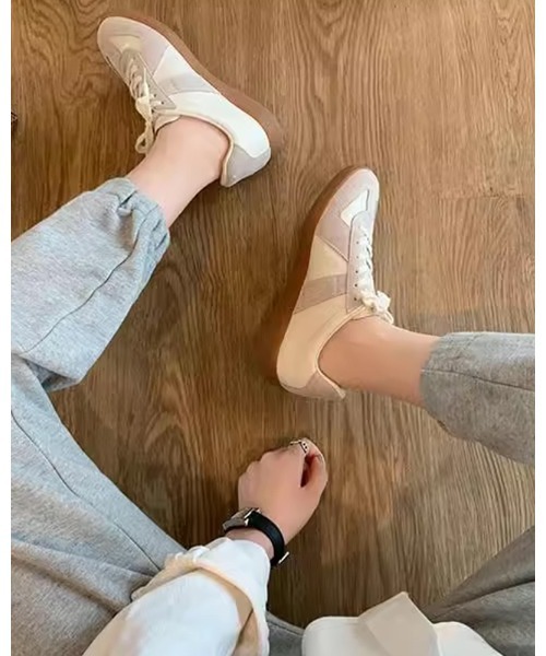 SHEPP（シープ）の「ジャーマントレーナー スニーカー（スニーカー・レディース・ブラック/ホワイト・36/38/40）」の9枚目の写真