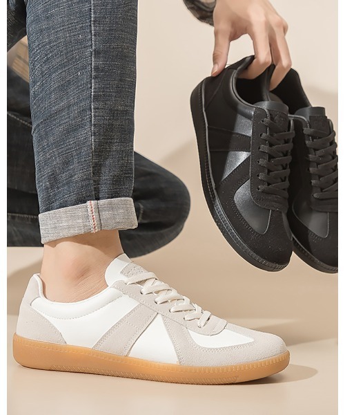 SHEPP（シープ）の「ジャーマントレーナー スニーカー（スニーカー・レディース・ブラック/ホワイト・36/38/40）」の4枚目の写真