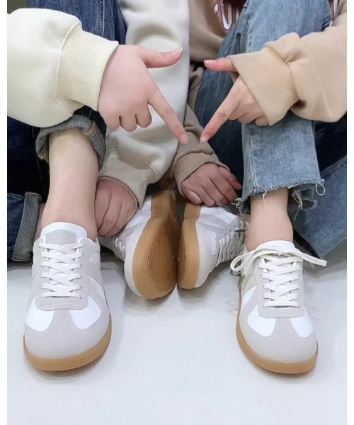 SHEPP（シープ）の「ジャーマントレーナー スニーカー（スニーカー・レディース・ブラック/ホワイト・36/38/40）」の5枚目の写真