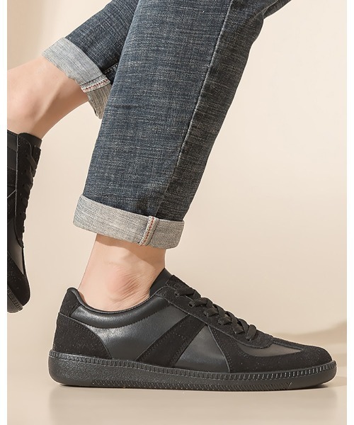 SHEPP（シープ）の「ジャーマントレーナー スニーカー（スニーカー・レディース・ブラック/ホワイト・36/38/40）」の6枚目の写真