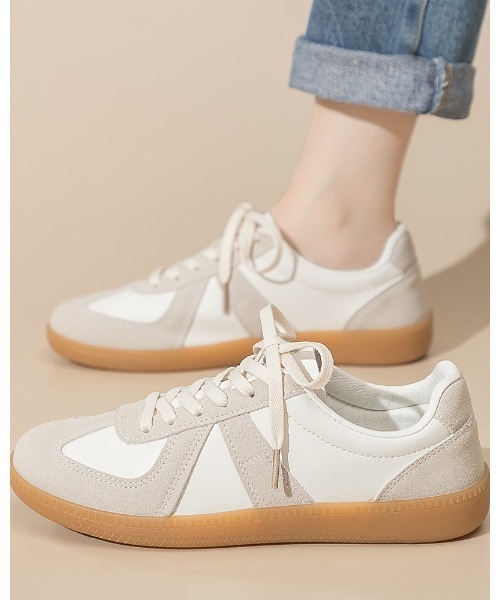 SHEPP（シープ）の「ジャーマントレーナー スニーカー（スニーカー・レディース・ブラック/ホワイト・36/38/40）」の7枚目の写真