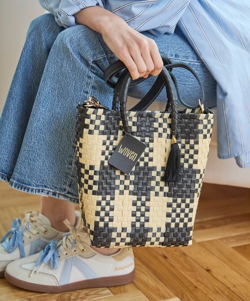 WOVEN(ウーヴン)の「WOVEN (ウーヴン) / メキシコ製 2WAY ミニバッグ メルカドバッグ かごバッグ ショルダーバッグ(かごバッグ・レディース・ブラック系その他/ブルー系その他/ブラック×ベージュ/ブラック系その他2/シルバー/ゴールド・FREE)」の1枚目の写真