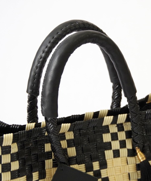 WOVEN(ウーヴン)の「WOVEN (ウーヴン) / メキシコ製 2WAY ミニバッグ メルカドバッグ かごバッグ ショルダーバッグ(かごバッグ・レディース・ブラック系その他/ブルー系その他/ブラック×ベージュ/ブラック系その他2/シルバー/ゴールド・FREE)」の15枚目の写真