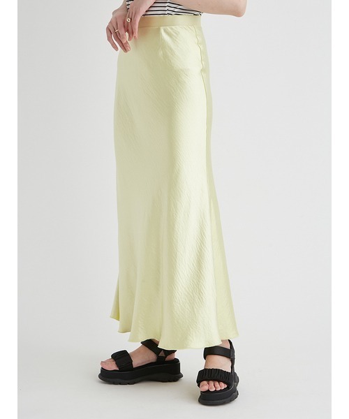 emmi（エミ）の「サテンナロースカート（スカート・レディース・ネイビー/ライトグレー/イエロー・1/0）」の3枚目の写真