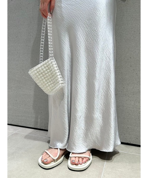 emmi（エミ）の「サテンナロースカート（スカート・レディース・ネイビー/ライトグレー/イエロー・1/0）」の15枚目の写真