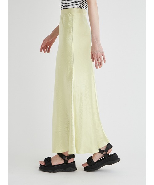 emmi（エミ）の「サテンナロースカート（スカート・レディース・ネイビー/ライトグレー/イエロー・1/0）」の8枚目の写真